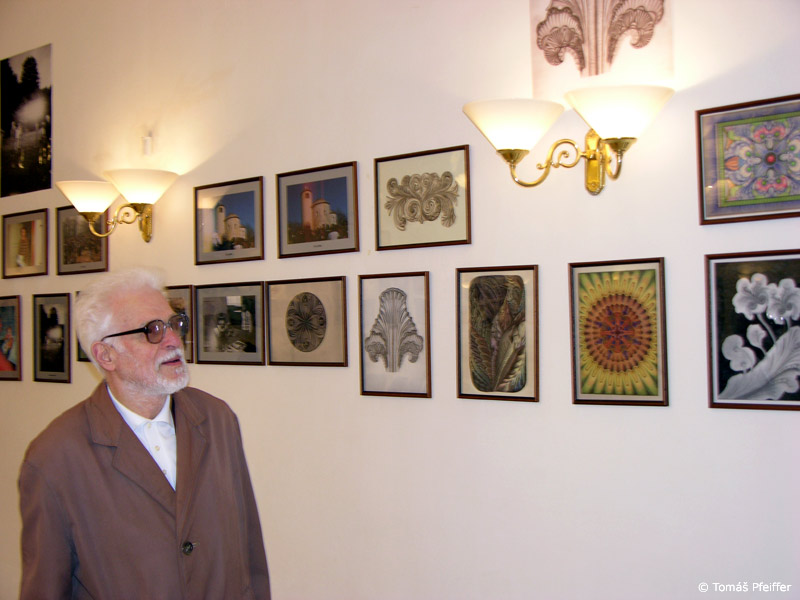 Exposiciones &nbsp; 30. 3. 2005 &nbsp; &nbsp; &nbsp; << 6/12 >>