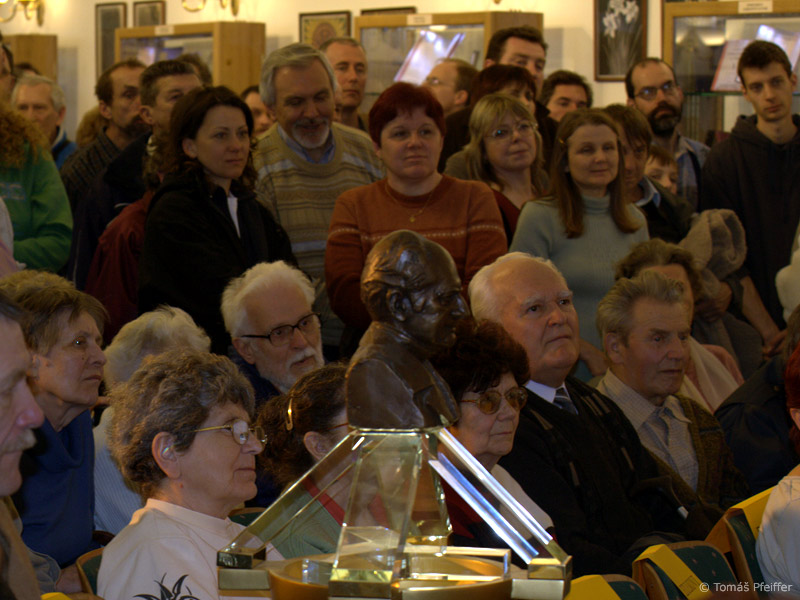 Exposiciones &nbsp; 30. 3. 2008 - MEMORIA DEL ESPÍRITU o HISTORIA DEL ESPIRITISMO EN BOHEMIA &nbsp; &nbsp; &nbsp; << 6/15 >>