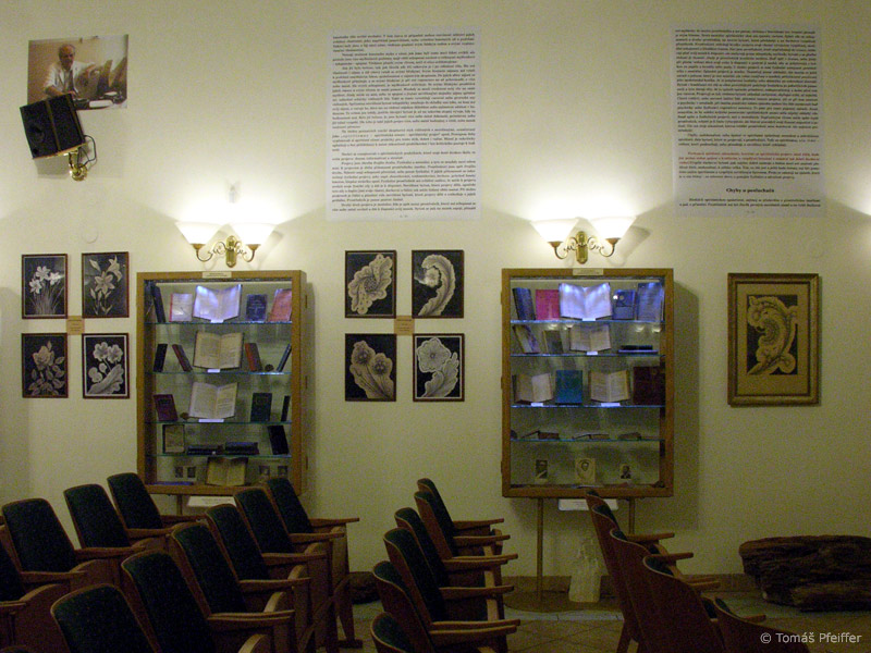 Exposiciones &nbsp; 30. 3. 2008 - MEMORIA DEL ESPÍRITU o HISTORIA DEL ESPIRITISMO EN BOHEMIA &nbsp; &nbsp; &nbsp; << 9/15 >>