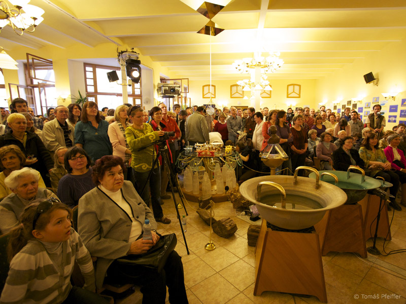 Exposiciones &nbsp; 30. 3. 2011 &nbsp; &nbsp; &nbsp; << 7/32 >>