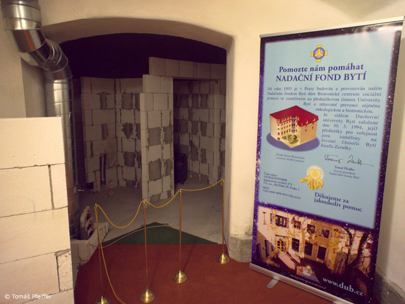 Exposiciones &nbsp; 30. 3. 2011 &nbsp; &nbsp; &nbsp; << 32/32