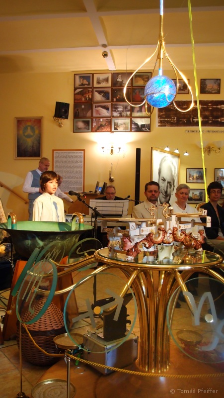 Exposiciones &nbsp; 30. 3. 2015 &nbsp; &nbsp; &nbsp; << 37/48 >>